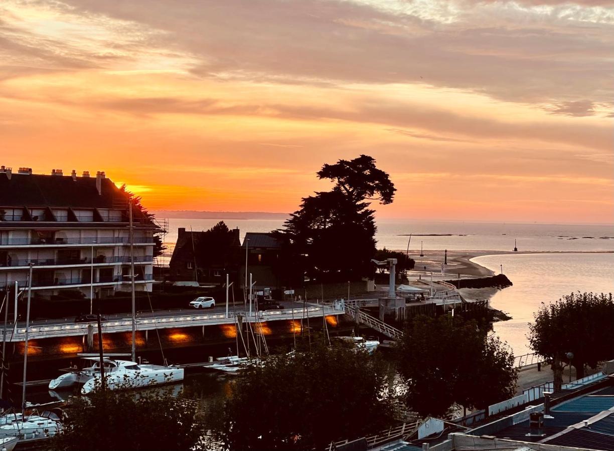 Superbe 4 Personnes Avec Vue Magnifique Sur Le Port Et La